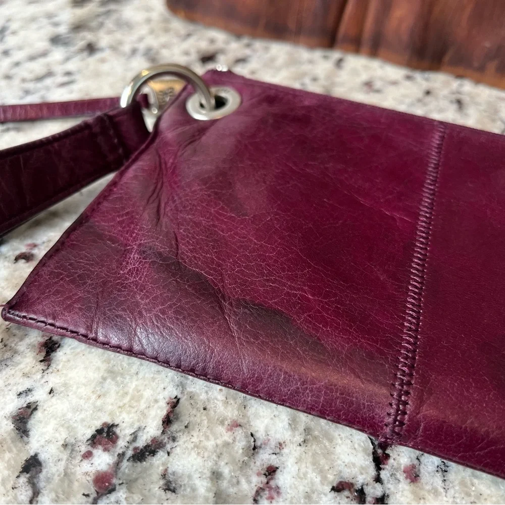 Vintage HOBO Vida Wristlet - Picture 4 of 10